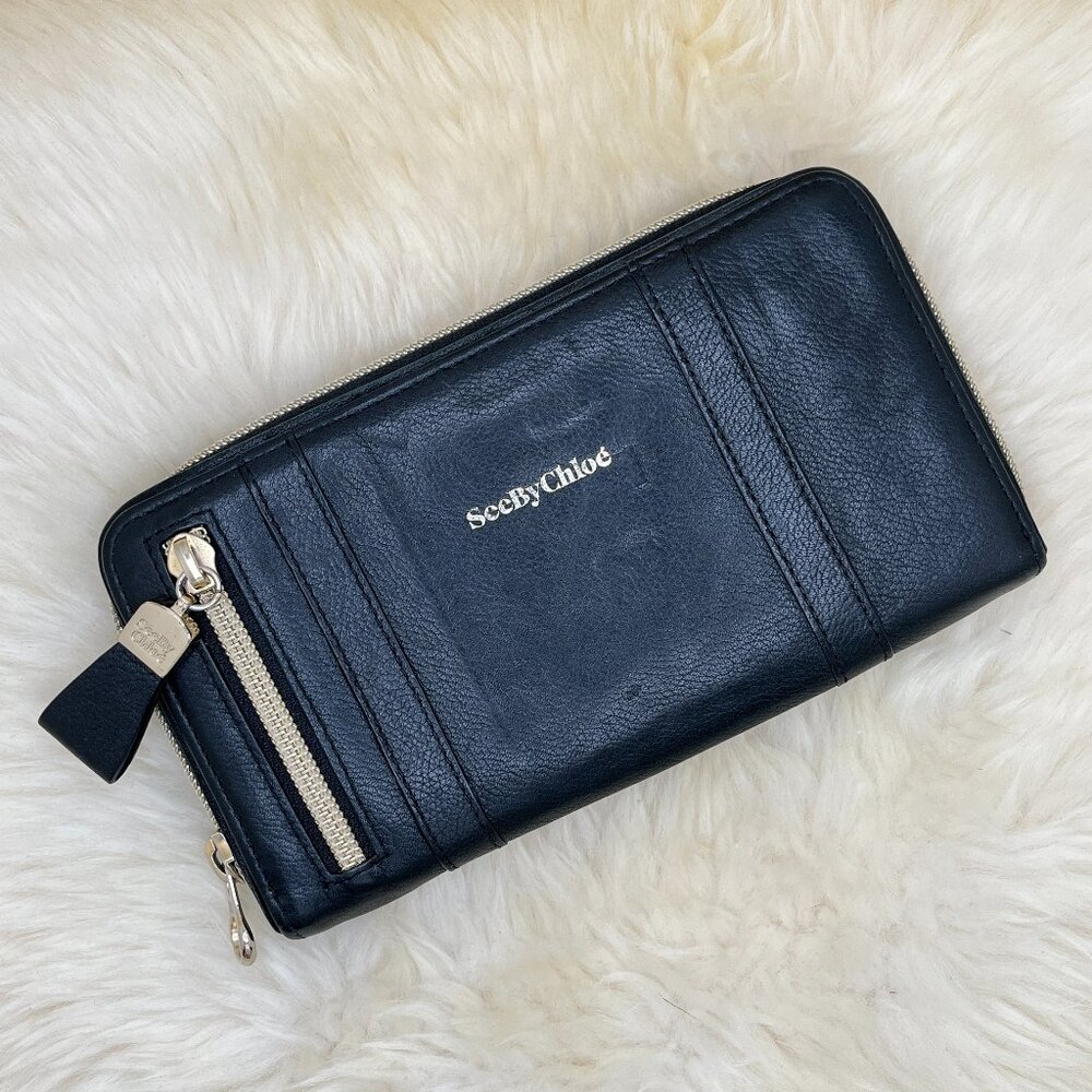 See By Chloé Black Leather Long Ziparound Wallet with Gold Hardware GUC